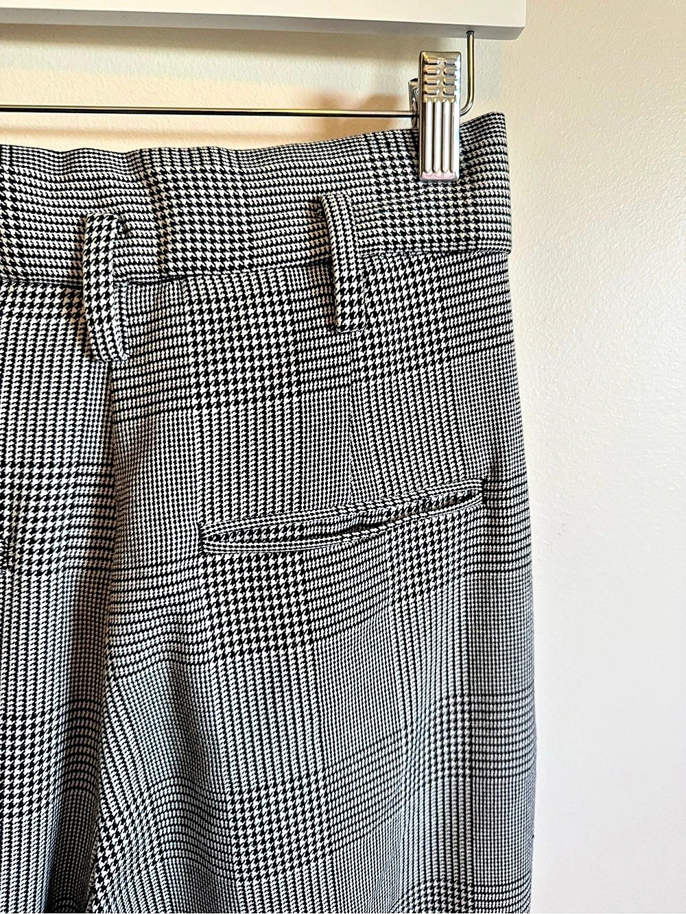 H&M Plaid Trousers in Black & White Like New 6 - Picture 4 of 15
